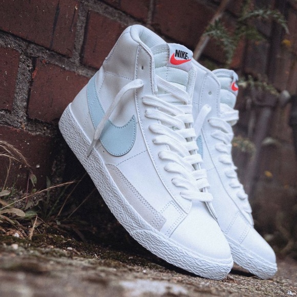 🦋 NIKE Blazer Mid 77 Vintage RARE Sneakers Shoes - Picture 8 of 8